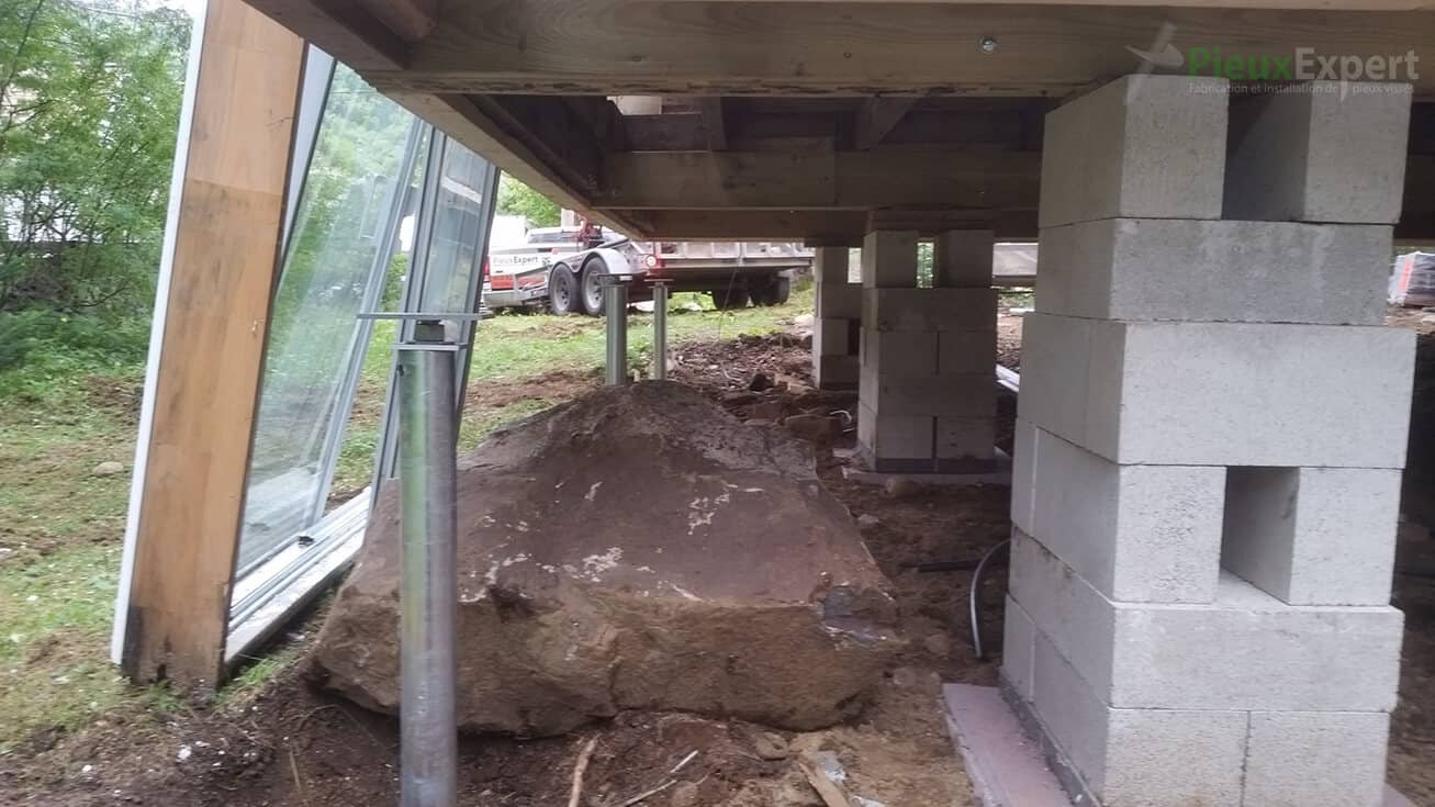 Construction d’un chalet sur fondation de pieux vissés